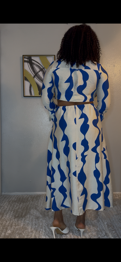 SQUIGGLE WAVE PATTERN LONG SLEEVE MAXI DRESS